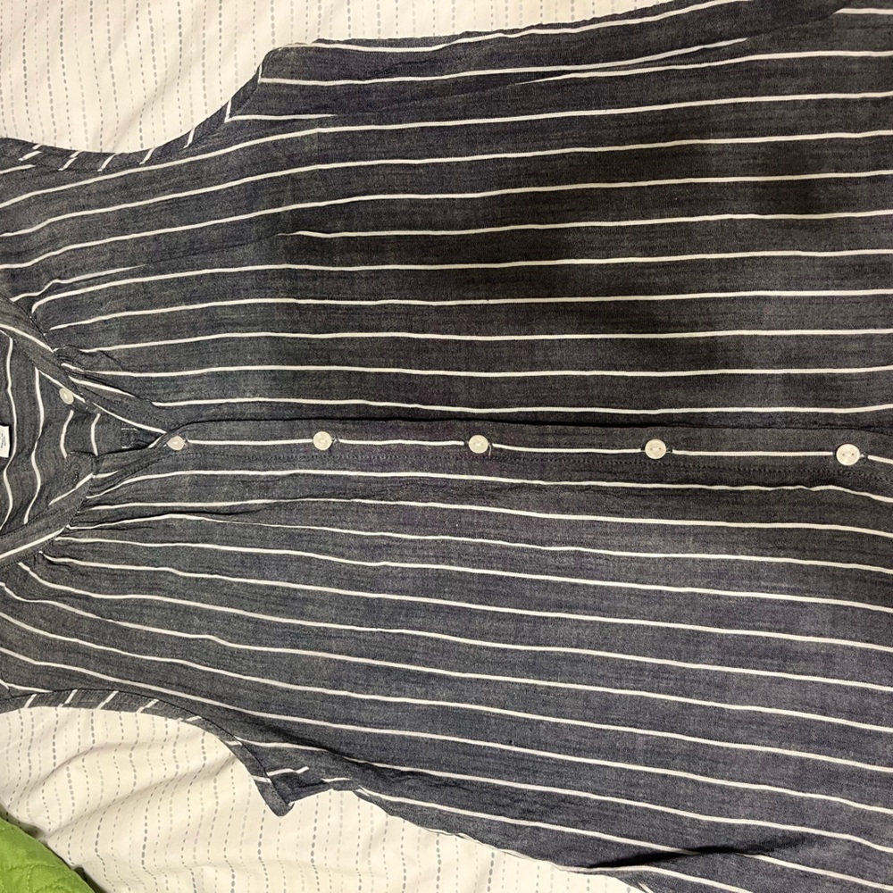OLD NAVY grey tank top. Worn once.